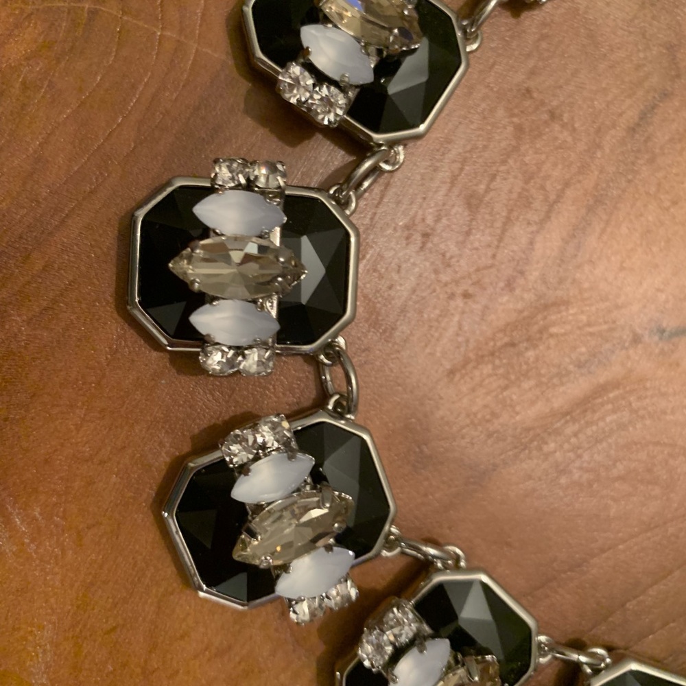 White House Black Market Statement Necklace - Picture 3 of 4